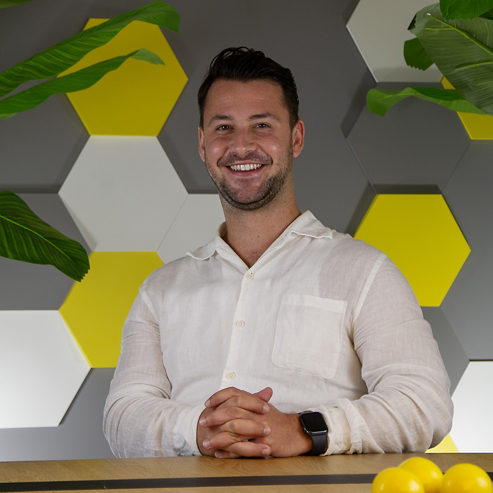 Ralph Backx | Lost Lemon Ralph Backx | Lost Lemon