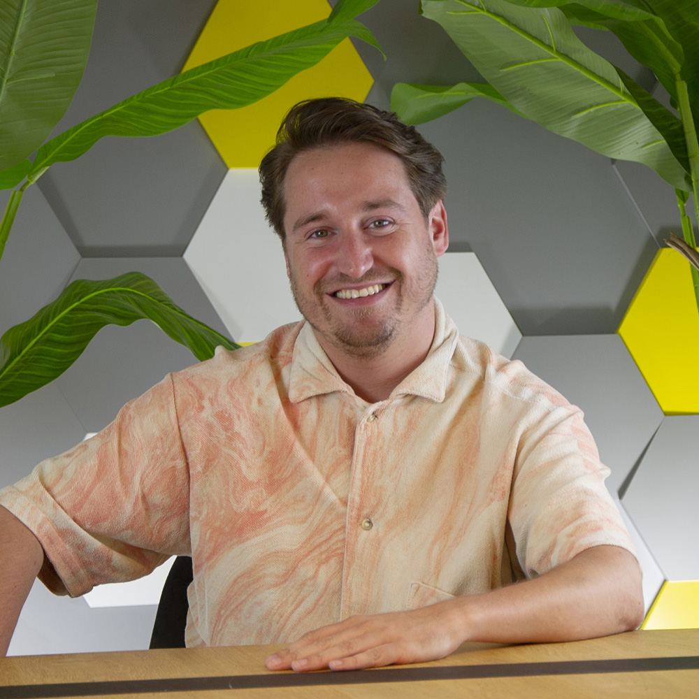 Sam Swaab | Lost Lemon Sam Swaab | Lost Lemon